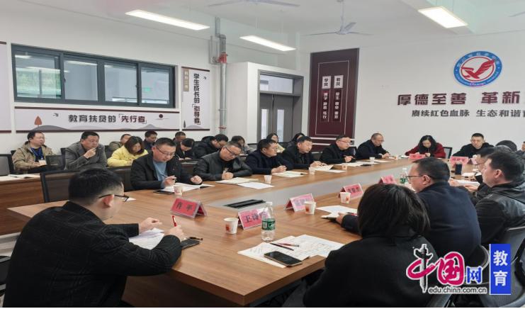 高考备考:专家进校指导二轮复习策略