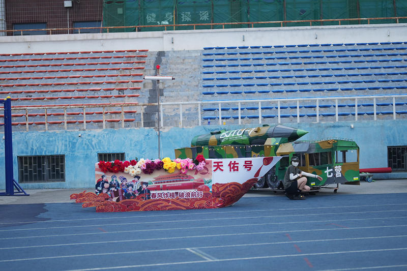 北京交通大学3600余名大一新生开启两周军训生活