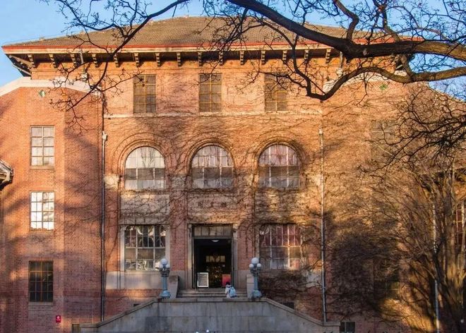 考研择校必看!盘点这些大学图书馆的高颜值独特之处