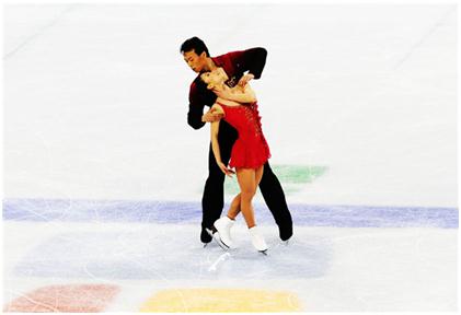 历届冬奥会中国夺金时刻:从李琰到王濛的辉煌历程