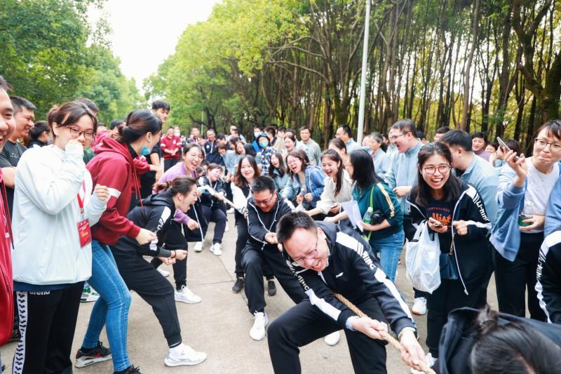 上海交通大学第49届运动会开幕,师生展现蓬勃朝气