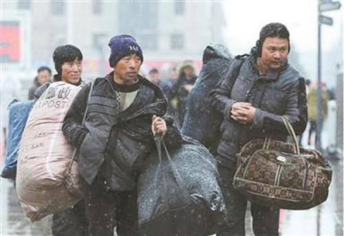 农民工提前返乡,明年不再返城?原因竟然是……