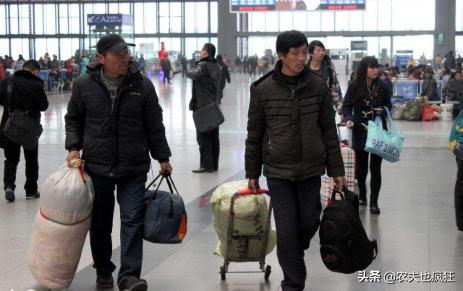 距过年还有俩月，为啥一些农民工兄弟已开始返乡？