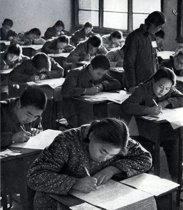 新中国首位女状元刘学红:教育变革下的命运转折与高考之路