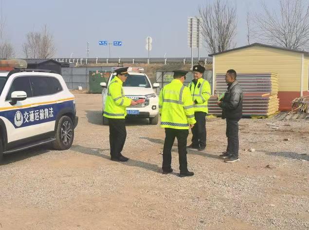潍坊多部门联合开展高速春季防火隐患排查,守护出行安全