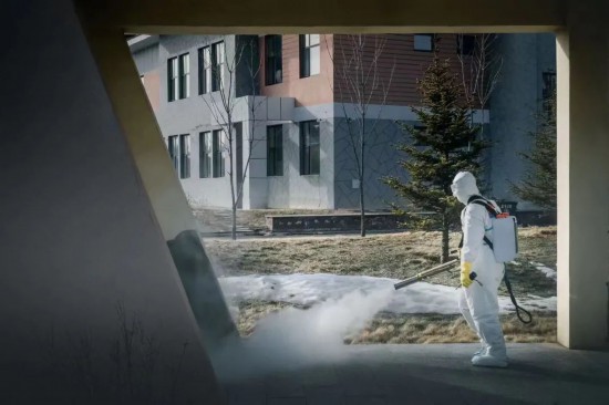 吉林疫情严峻,消防救援队伍奋战抗疫一线守护群众安全